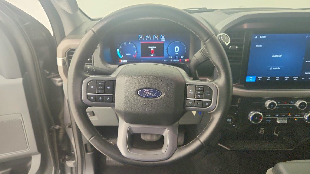 Used 2025 Ford F150 XLT w/ Equipment Group 301A Standard AWD/4WD image 17