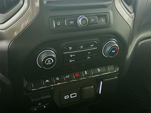 Used 2023 Chevrolet Silverado 1500 Custom Trail Boss image 18