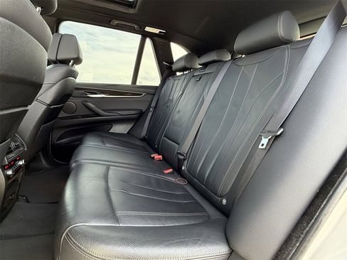 Used 2018 BMW X5 sDrive35i image 28