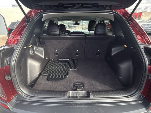 Used 2019 Jeep Cherokee Trailhawk w/ Cold Weather Group image 13