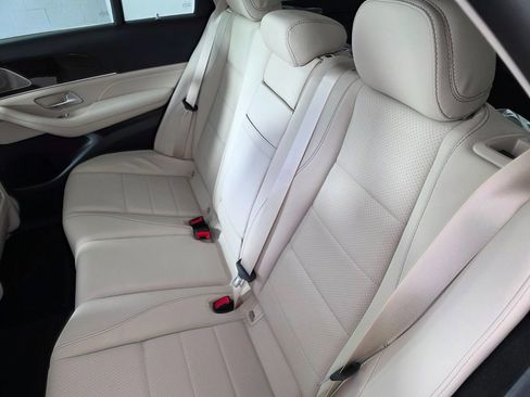 New 2026 Mercedes-Benz GLE 350 4MATIC image 13