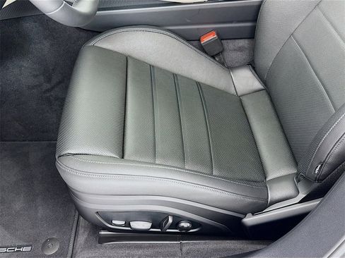 New 2025 Porsche Panamera 4 image 13