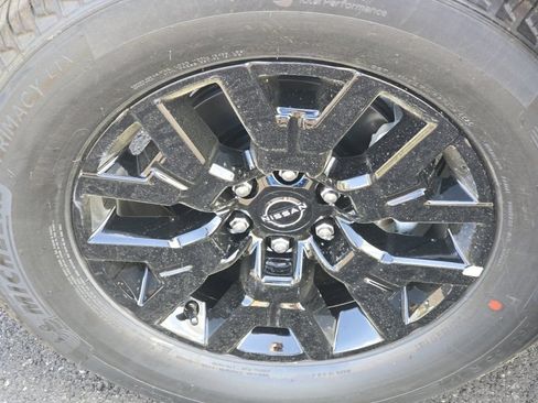 New 2026 Nissan Frontier SV w/ All-Weather Content Package AWD/4WD image 18