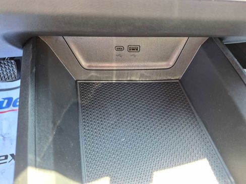 New 2026 Chevrolet Equinox RS w/ Convenience Package III FWD image 24