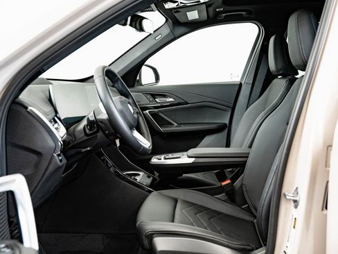 New 2026 BMW X1 xDrive28i w/ Technology Package AWD/4WD image 23