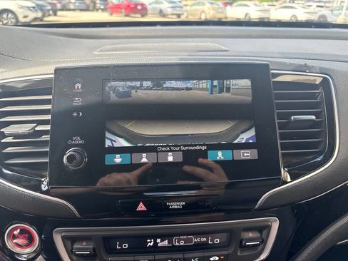 Certified 2020 Honda Passport Touring image 22