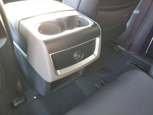 New 2026 Kia Carnival EX FWD image 16