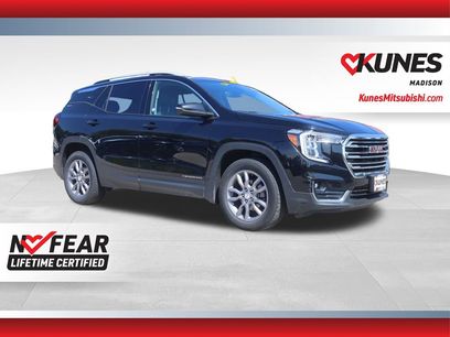 Used 2024 GMC Terrain SLT