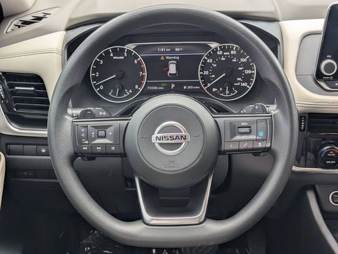 Used 2021 Nissan Rogue SV FWD image 20