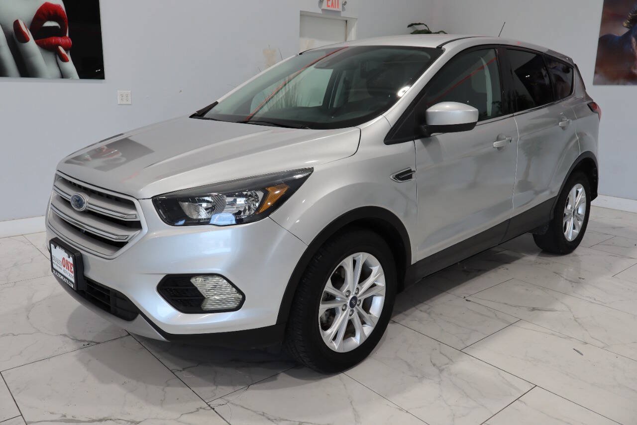 Used 2019 Ford Escape SE FWD image 7
