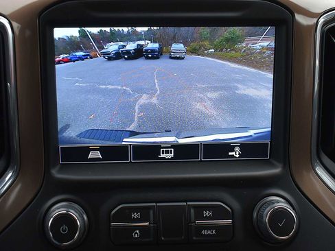 Used 2022 Chevrolet Silverado 1500 High Country image 21