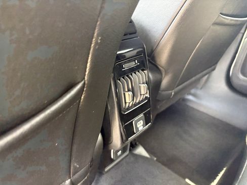 Used 2025 Jeep Compass Limited AWD/4WD image 17