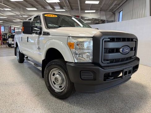 Used 2014 Ford F250 XL w/ Power Equipment Group AWD/4WD image 1