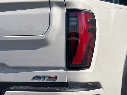 New 2026 GMC Sierra 3500 AT4 AWD/4WD image 25