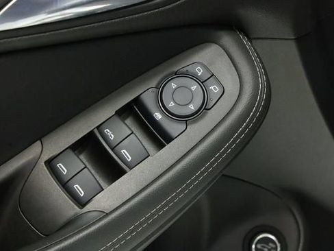 Used 2021 Buick Encore GX Select w/ Sport Touring Package FWD image 24