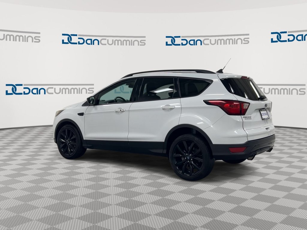 Used 2019 Ford Escape SE FWD image 6