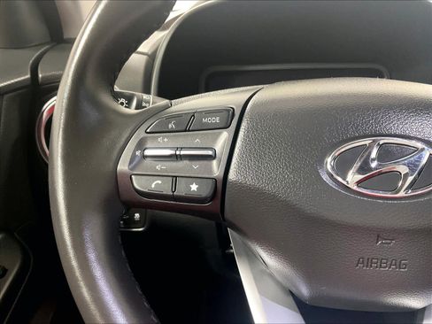 Used 2023 Hyundai Kona Limited image 23