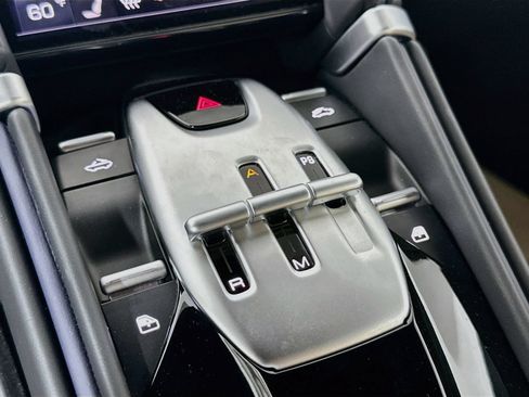 Used 2025 Ferrari Roma Spider RWD image 29