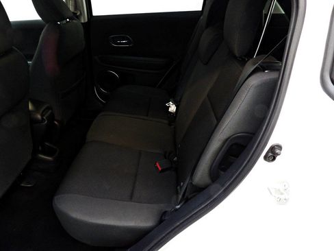 Used 2021 Honda HR-V EX image 10