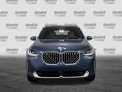 Used 2025 BMW X3 xDrive30i w/ Convenience Package image 2