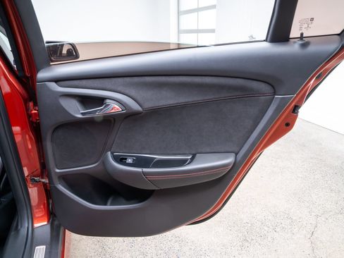 Used 2015 Chevrolet SS RWD image 26