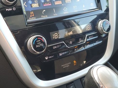 Used 2017 Nissan Murano SV AWD/4WD image 30