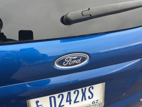 Used 2020 Ford EcoSport SE w/ SE Convenience Package image 20