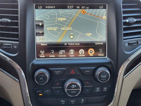 Used 2015 Jeep Grand Cherokee Limited w/ Trailer Tow Group IV AWD/4WD image 13