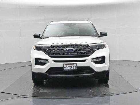 Certified 2023 Ford Explorer XLT w/ Equipment Group 202A image 30