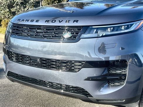 New 2026 Land Rover Range Rover Sport SE image 9