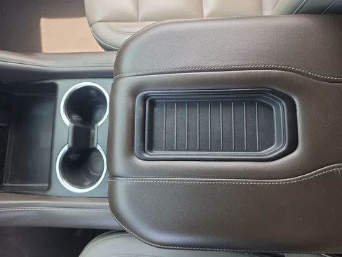 Used 2021 Chevrolet Tahoe LT AWD/4WD image 20