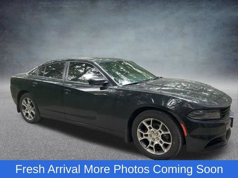 Used 2015 Dodge Charger SXT w/ AWD Plus Group image 3