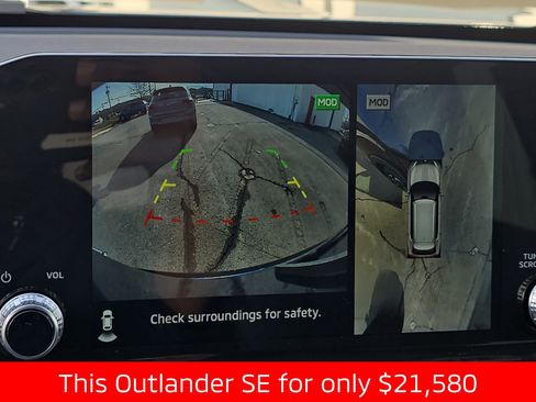 Used 2022 Mitsubishi Outlander SE image 31