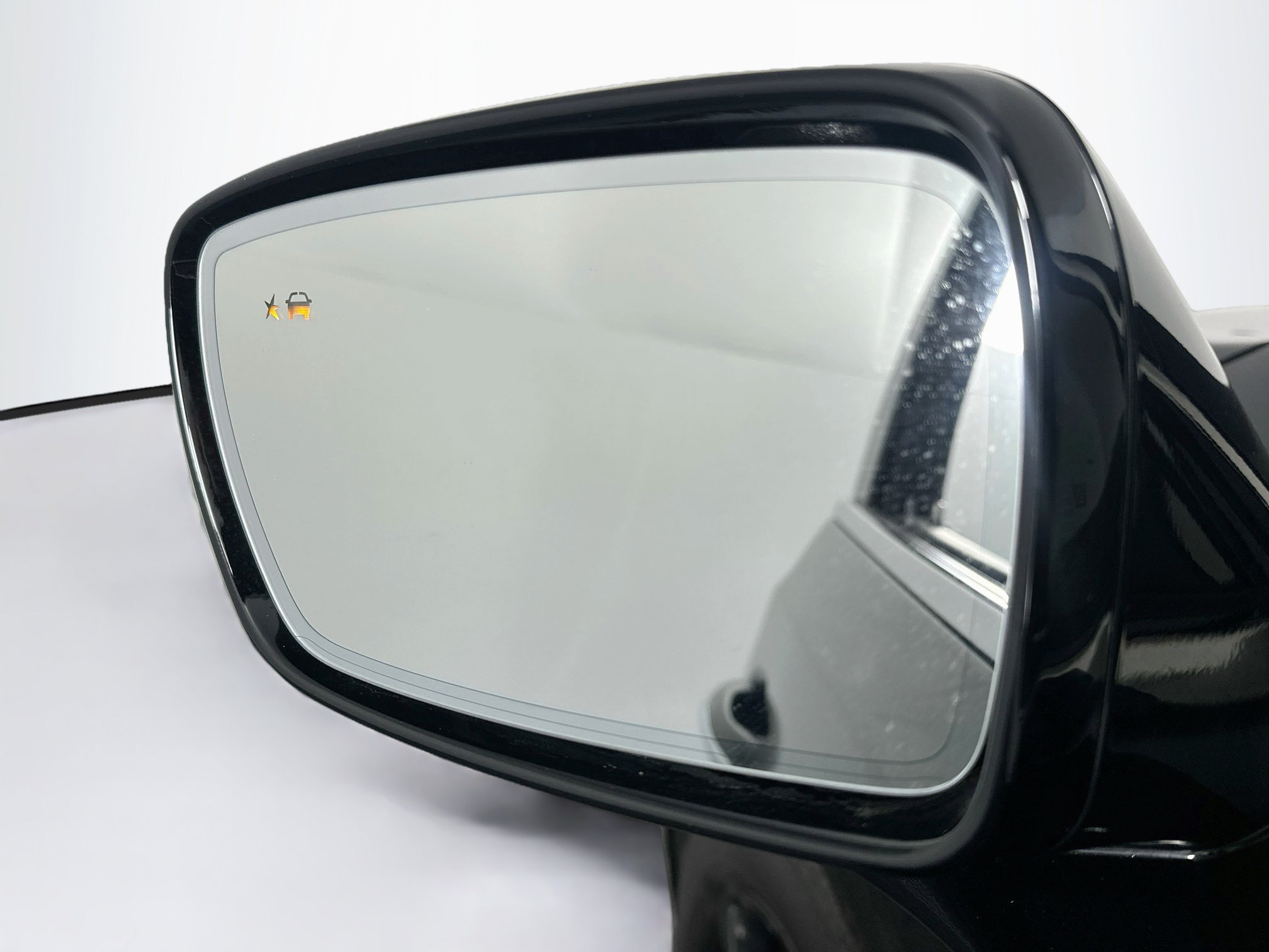 Used 2023 Buick Enclave Essence w/ Experience Buick Package FWD image 16