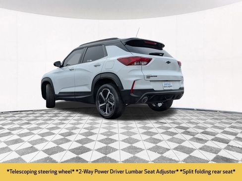 Used 2023 Chevrolet TrailBlazer RS image 12