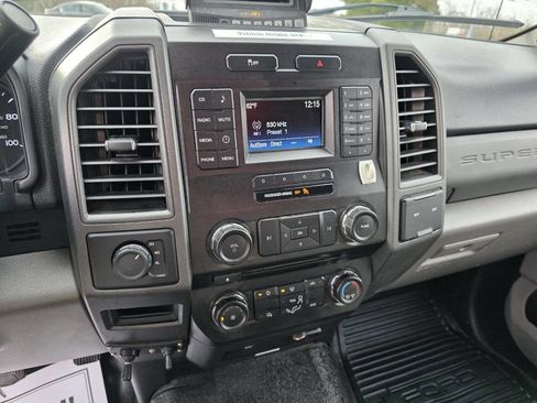 Used 2017 Ford F350 XL w/ Power Equipment Group image 12