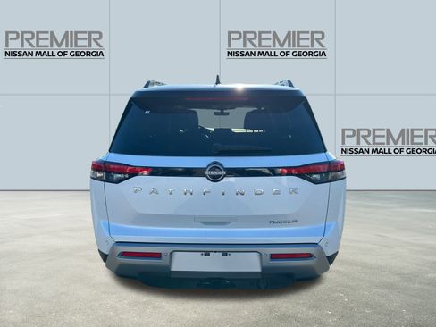 New 2025 Nissan Pathfinder Platinum image 6