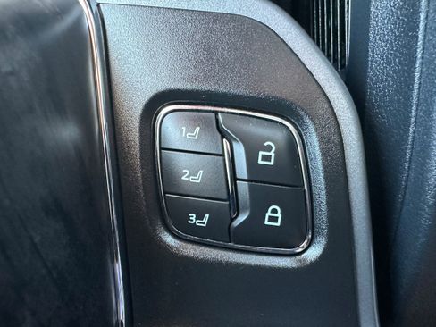 Used 2023 Ford F350 Lariat w/ Lariat Ultimate Package AWD/4WD image 32
