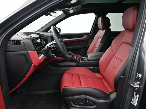 New 2026 Porsche Cayenne E-Hybrid image 5