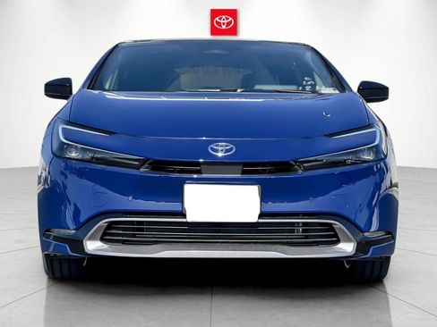 New 2026 Toyota Prius XLE image 7