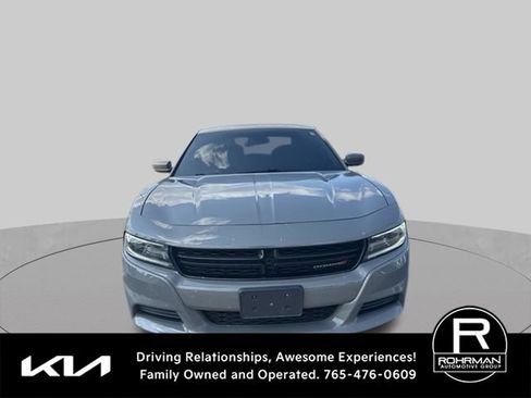 Used 2019 Dodge Charger SXT w/ Leather Interior Group RWD image 5