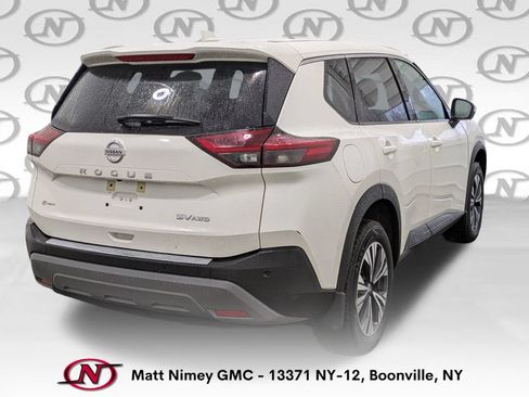 Used 2021 Nissan Rogue SV AWD/4WD image 4