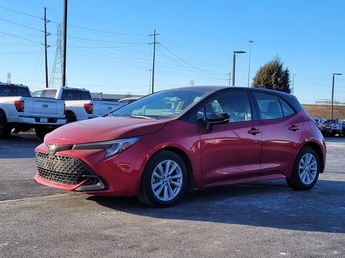 Used 2024 Toyota Corolla SE image 8