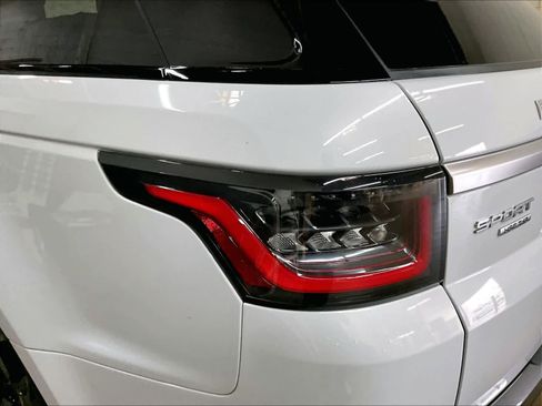 Used 2019 Land Rover Range Rover Sport HSE AWD/4WD image 31