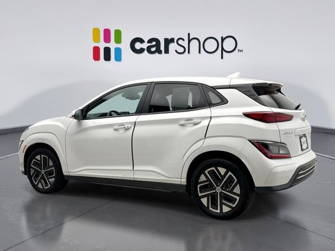 Used 2023 Hyundai Kona SE FWD image 3