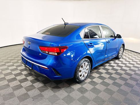 Used 2021 Kia Rio S FWD image 3