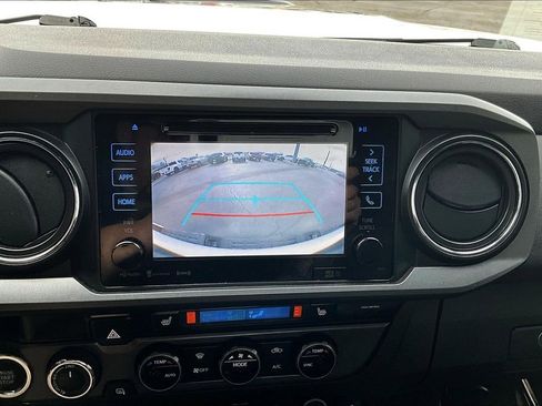 Used 2018 Toyota Tacoma TRD Pro image 16
