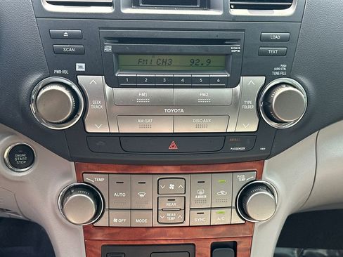 Used 2008 Toyota Highlander Limited image 30