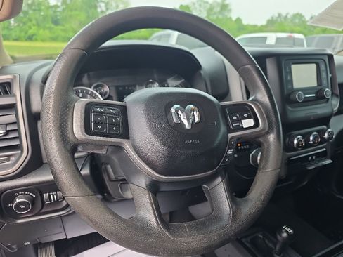 Used 2019 RAM 3500 Tradesman AWD/4WD image 9