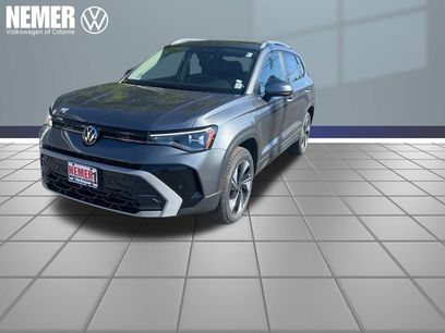 New 2025 Volkswagen Taos SE